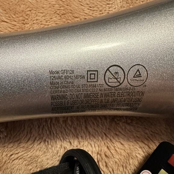 Biosilk Blow Dryer Model GF8128 1875 Watt Titanium 2 Temp 2 Speed Cool Shot - Picture 4 of 7